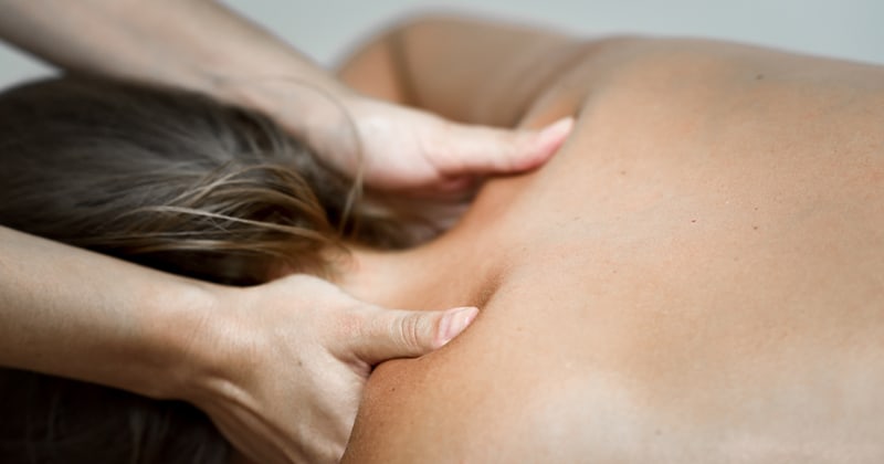 การนวดกดจุดแบบชิอัตสึ (Shiatsu Massage) ศาสตร์การบำบัดจากแดนอาทิตย์อุทัย